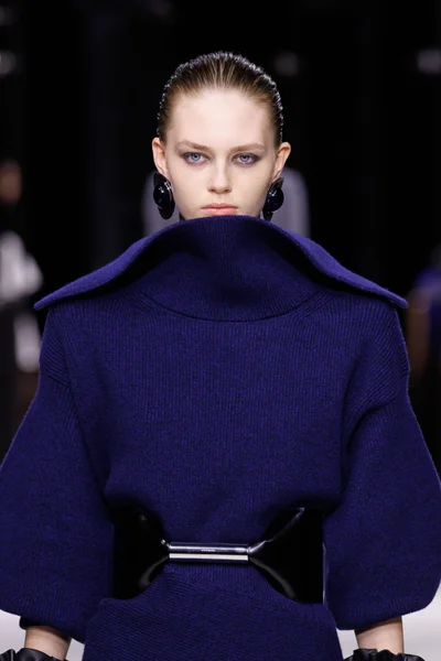 Look 103